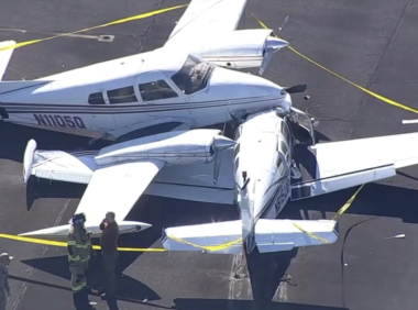 宾州Doylestown机场两架小型飞机起飞时相撞